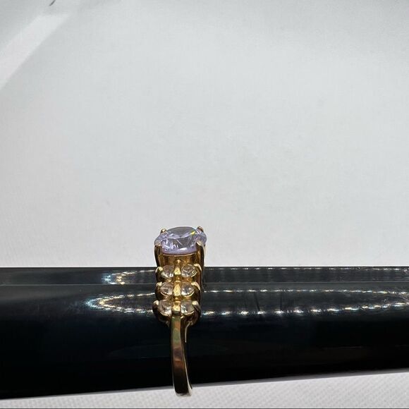 Vintage purple round jewel DAC ring on gold tone band with rhinestones - 9.75 - Picture 6 of 8